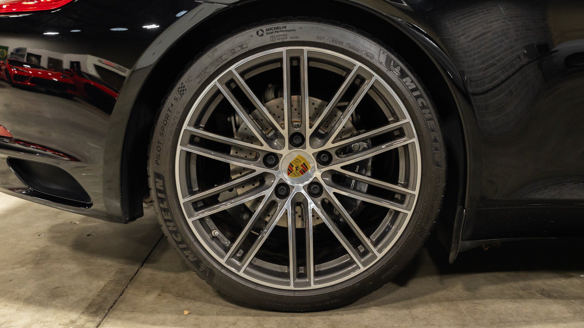 Used 2018 Porsche 911 Carrera RWD image 29
