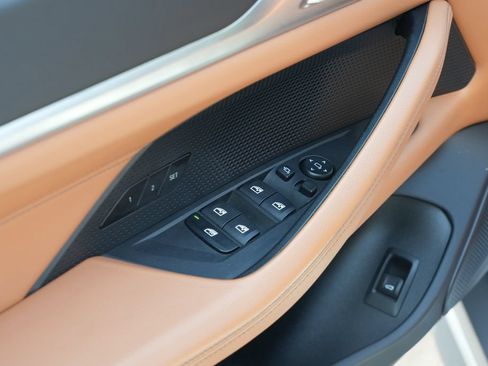 Certified 2023 BMW i4 eDrive40 w/ Premium Package RWD image 9