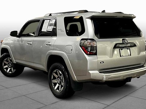 Used 2022 Toyota 4Runner TRD Off-Road Premium AWD/4WD image 11