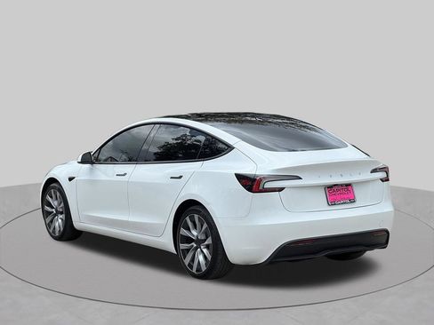 Used 2024 Tesla Model 3 Standard Range RWD image 3