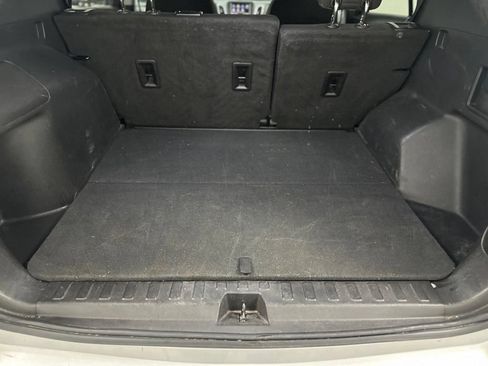 Used 2020 Chevrolet Equinox LT w/ Driver Convenience Package FWD image 14