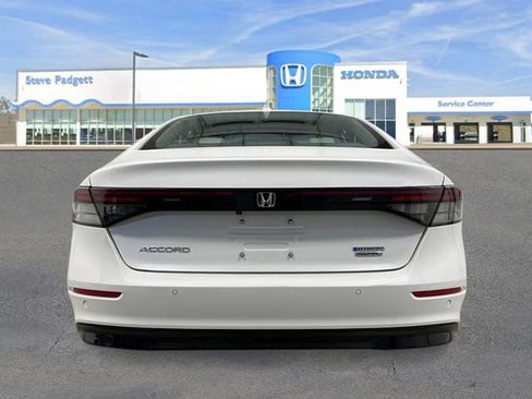 New 2026 Honda Accord Touring image 5