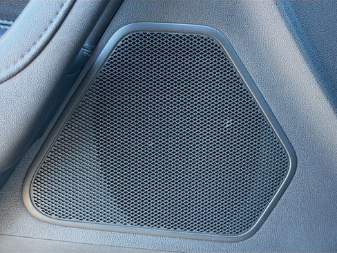 Used 2014 Lincoln MKX Base w/ Equipment Group 101A image 25