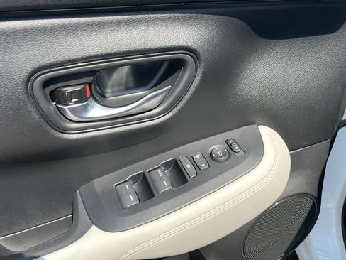 Certified 2024 Honda HR-V LX image 21
