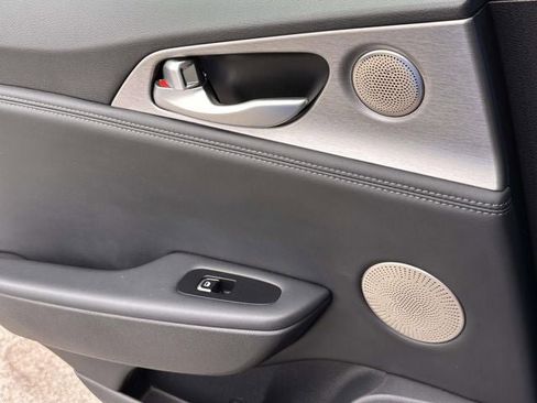 Used 2019 Kia Stinger GT1 image 24