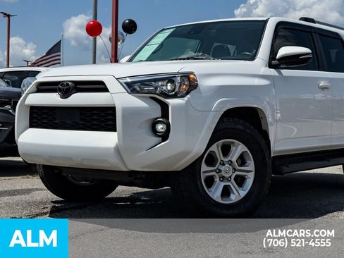 Used 2023 Toyota 4Runner SR5 Premium w/ Moonroof Package RWD image 8