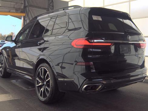 Used 2019 BMW X7 xDrive50i w/ M Sport Package AWD/4WD image 3