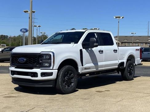 New 2026 Ford F250 XL w/ STX Appearance Package AWD/4WD image 5