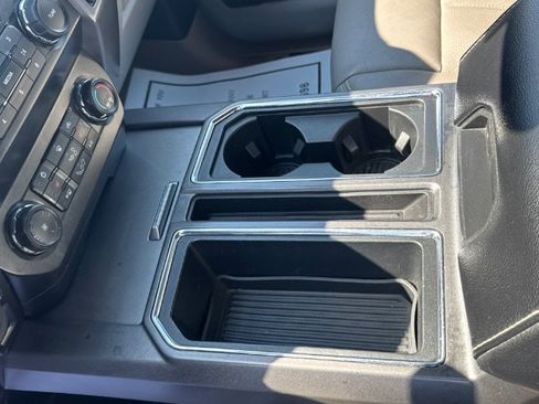 Used 2019 Ford F150 XLT w/ Equipment Group 302A Luxury image 21