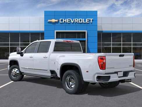 New 2026 Chevrolet Silverado 3500 High Country w/ High Country Premium Package AWD/4WD image 3