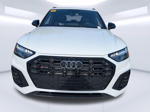 Used 2021 Audi SQ5 Prestige AWD/4WD image 9