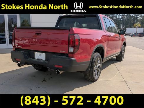 Used 2024 Honda Ridgeline Sport image 4