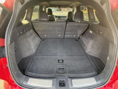 Used 2019 INFINITI QX50 Essential w/ Sensory Package image 14