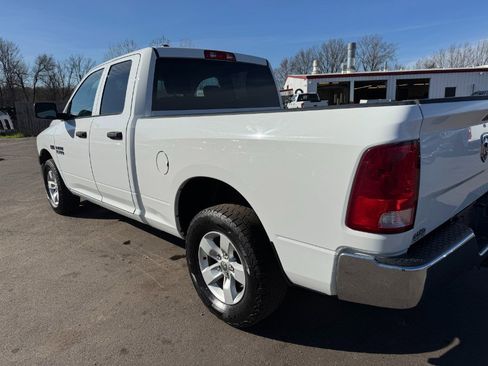 Used 2017 RAM 1500 ST w/ SXT Appearance Group image 10