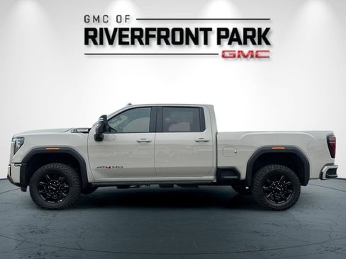 New 2026 GMC Sierra 2500 AT4 w/ AT4 Premium Plus Package image 6