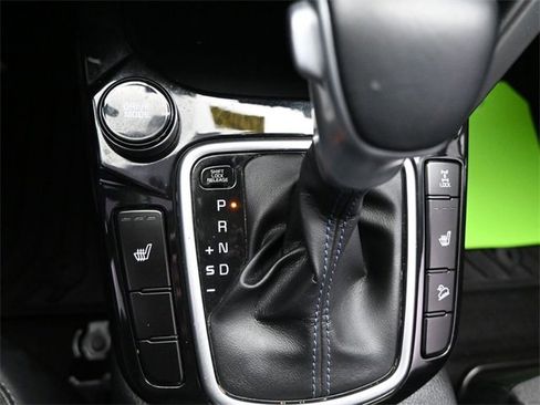 Used 2022 Kia Seltos S image 16