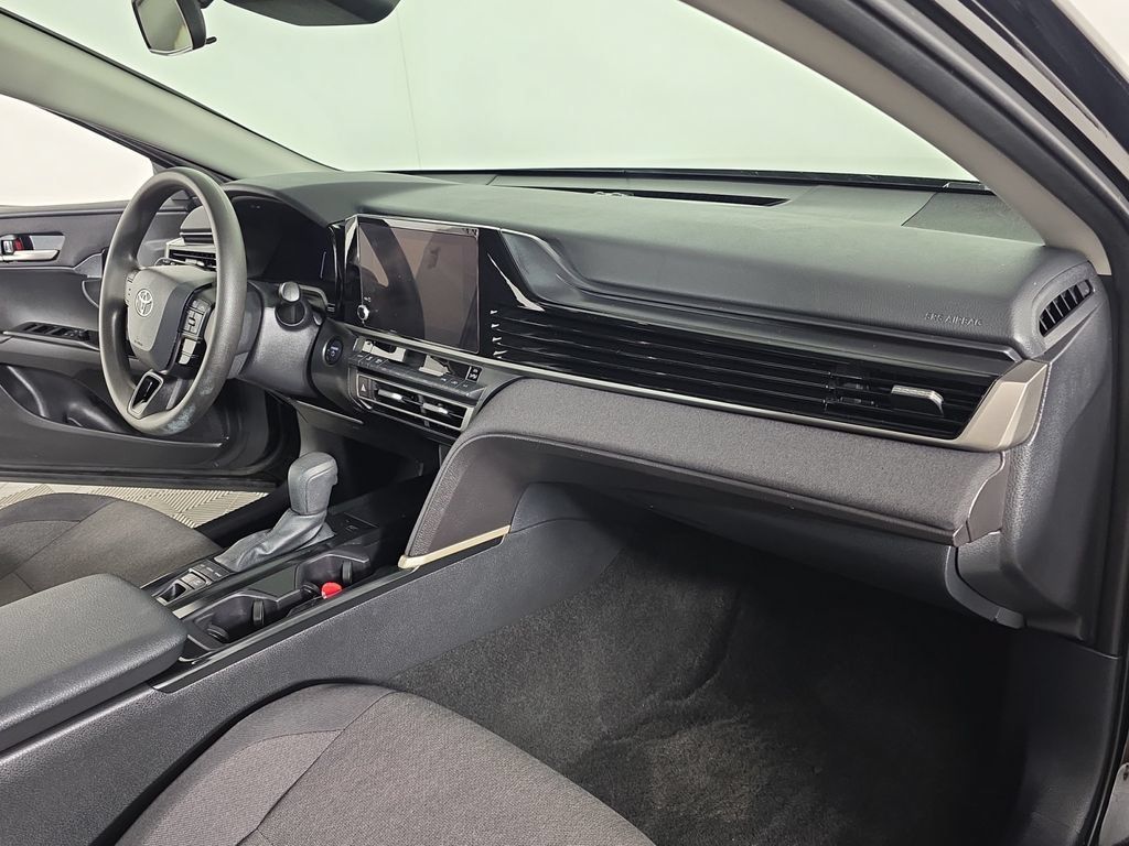 Used 2025 Toyota Camry LE FWD image 25