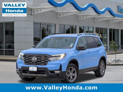 Certified 2024 Honda Passport TrailSport image 1