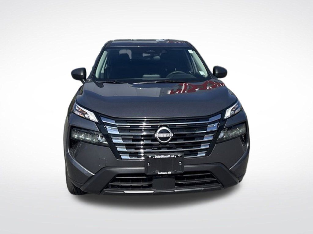 Certified 2026 Nissan Rogue S AWD/4WD image 2