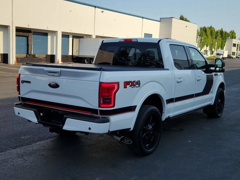Used 2017 Ford F150 Lariat w/ Equipment Group 502A Luxury AWD/4WD image 4