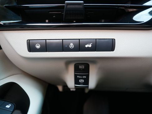 Certified 2025 Nissan Murano SL AWD/4WD image 26