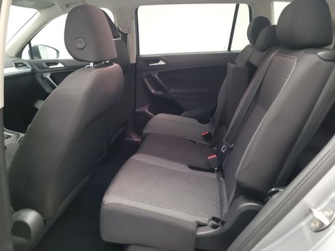 Used 2021 Volkswagen Tiguan S FWD image 18