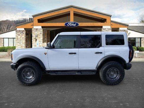 New 2025 Ford Bronco Badlands w/ Sasquatch Package image 7