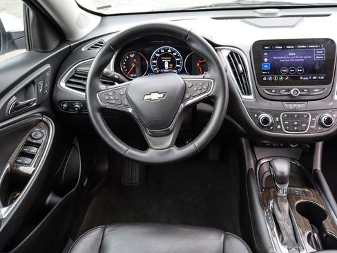 Used 2024 Chevrolet Malibu LT image 19