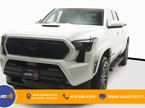 Used 2024 Toyota Tacoma TRD Sport image 1