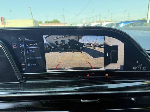 Used 2021 Cadillac Escalade ESV Sport w/ Driver Assist Tech Package AWD/4WD image 29