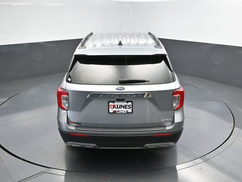 Used 2023 Ford Explorer XLT w/ Equipment Group 202A image 25