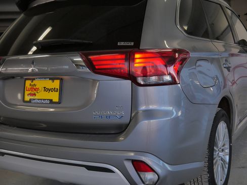 Used 2019 Mitsubishi Outlander GT image 18