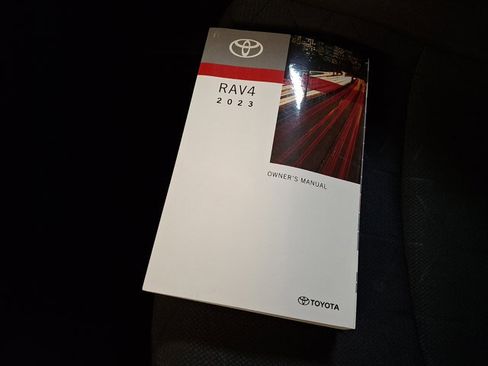 Used 2023 Toyota RAV4 XLE AWD/4WD image 24