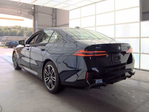 Used 2027 BMW 540i xDrive AWD/4WD image 5