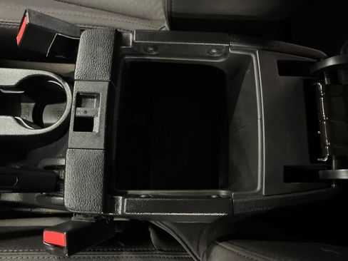 Used 2015 Jeep Wrangler Sport image 25