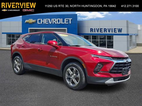 Used 2023 Chevrolet Blazer LT AWD/4WD image 1