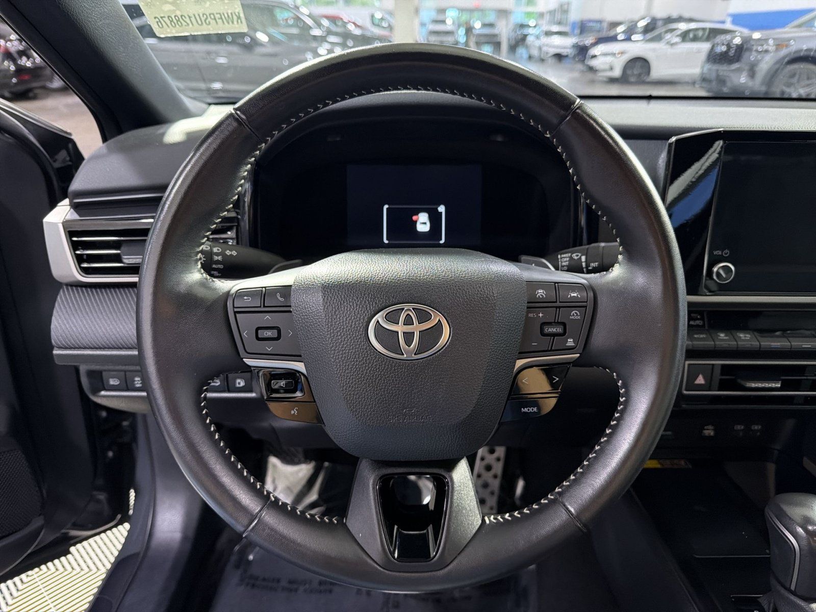 Used 2025 Toyota Camry SE FWD image 25