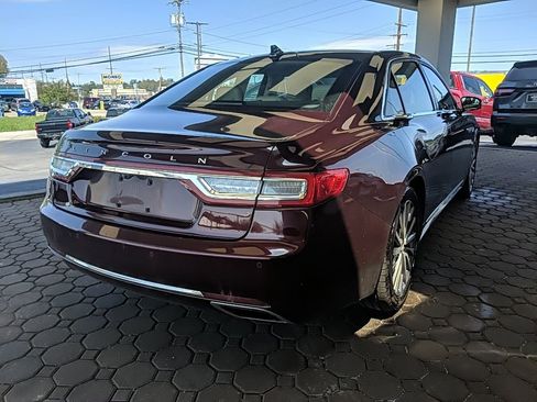 Used 2020 Lincoln Continental w/ Premium Package FWD image 5