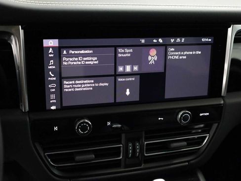 New 2026 Porsche Macan S image 32