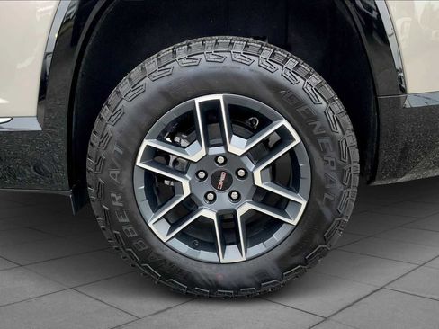 New 2026 GMC Terrain AT4 w/ Convenience Package III image 11