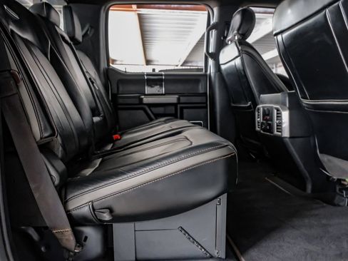 Used 2021 Ford F350 Platinum w/ FX4 Off-Road Package AWD/4WD image 34