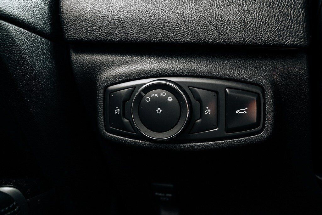Used 2019 Lincoln MKC Reserve w/ MKC Climate Package AWD/4WD image 26