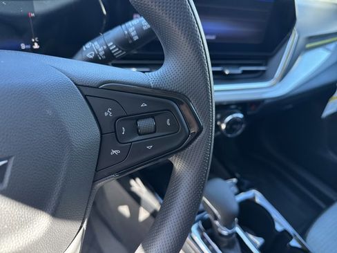 New 2026 Chevrolet Trax LT w/ Sunroof Package image 21