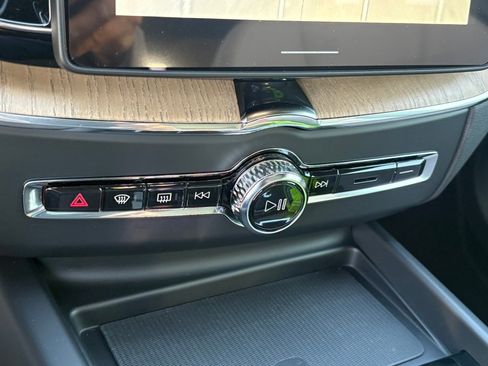New 2026 Volvo XC60 T8 Plus w/ Protection Package Premier image 15