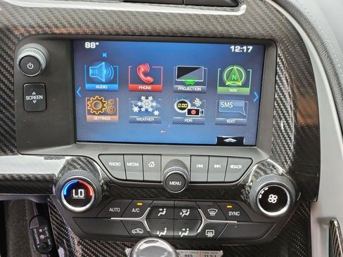 Used 2017 Chevrolet Corvette Stingray Coupe w/ 1LT RWD image 25