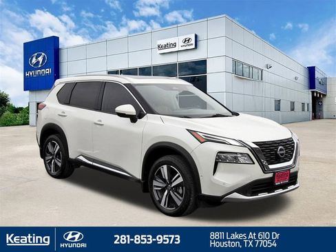 Used 2023 Nissan Rogue Platinum w/ Platinum Premium Package image 3