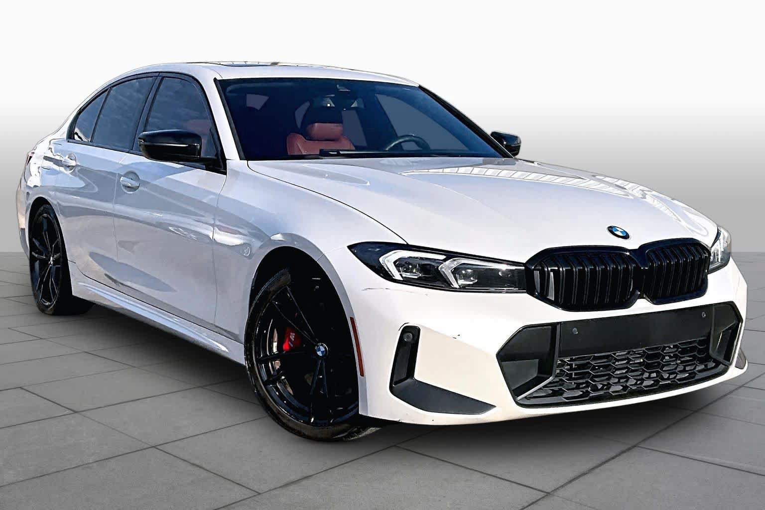 Used 2023 BMW 330i Sedan w/ M Sport Package RWD image 3
