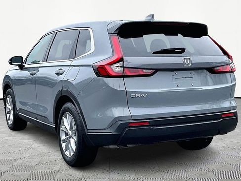 Used 2025 Honda CR-V EX image 5