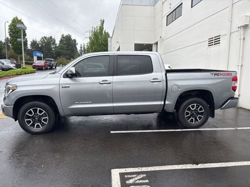 Used 2021 Toyota Tundra Limited w/ Limited Premium Package AWD/4WD image 3