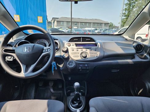Used 2011 Honda Fit image 20